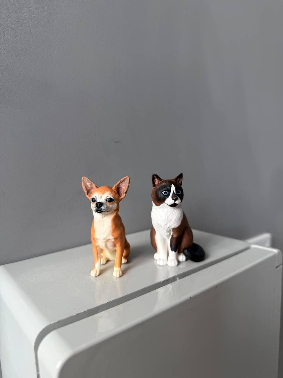 Custom Pet Figurine from Photo - 3D Printed & Hand-Painted Dog/Cat Statue - Memo